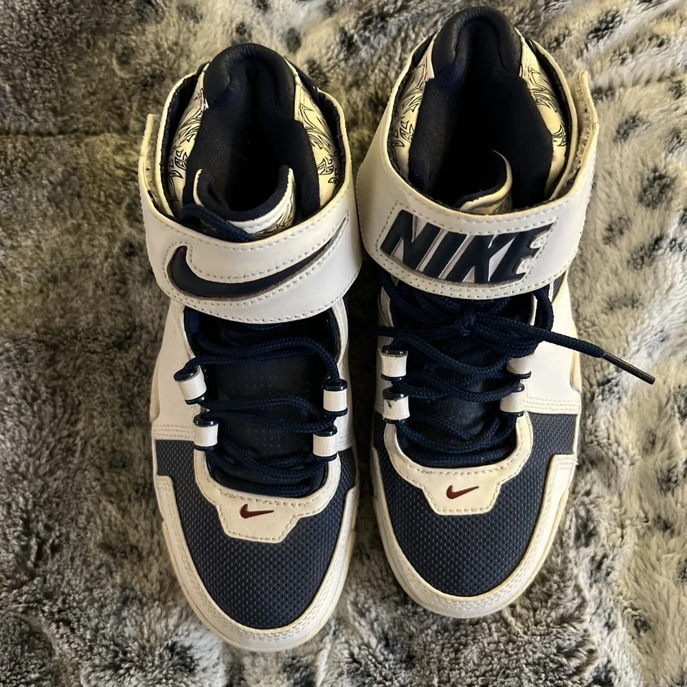 Nike LeBron y2k James Kid Basketball Shoes White Navy High Top Sneakers Size 3.5